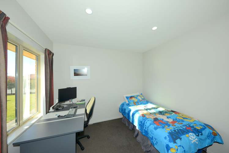 17 Overbury Crescent Rolleston_10