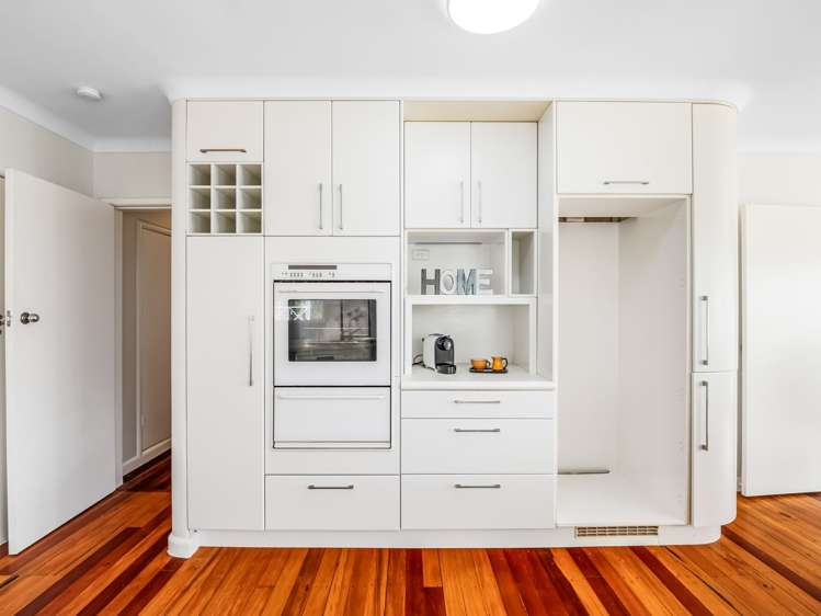 33 Covil Ave Te Atatu South_14