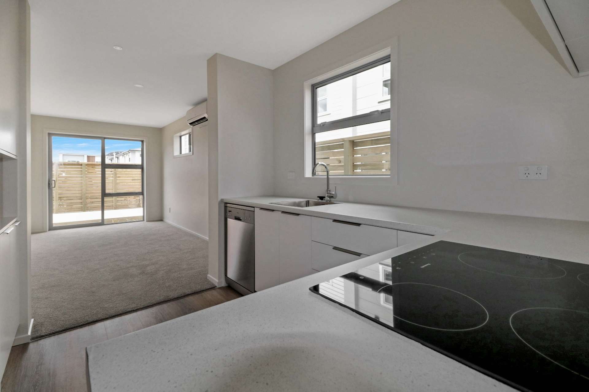 1 McGrath Way 1353_0