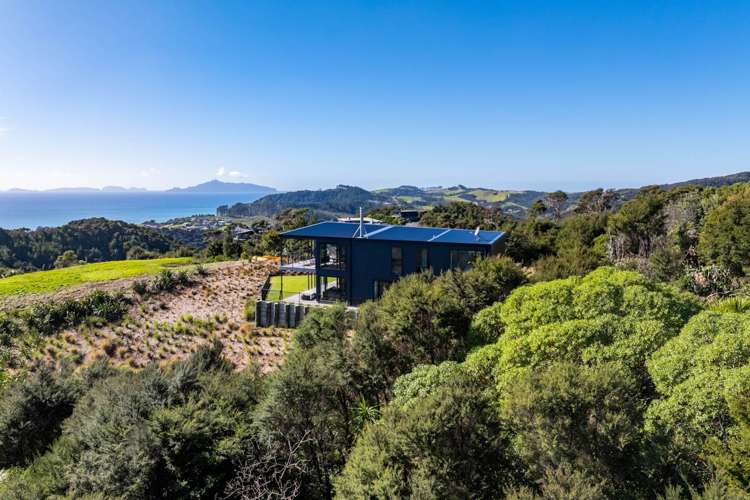 102 The Ridge Langs Beach_1