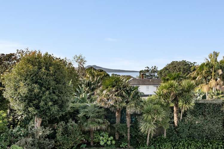 207 Hurstmere Road Takapuna_24