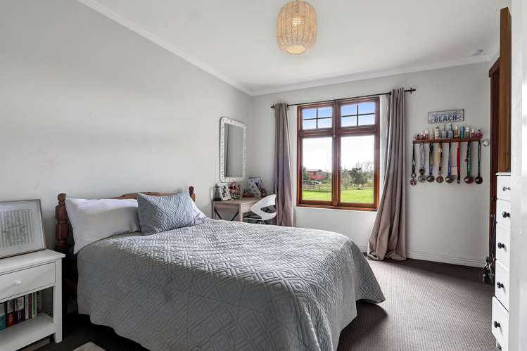 1248 Egmont Road Egmont Village_11