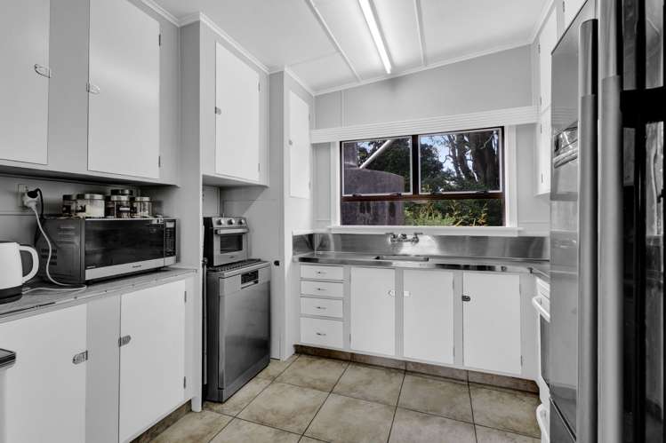 5610 South Road Rahotu_11