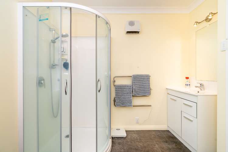 44 Bush Road Mosgiel_11