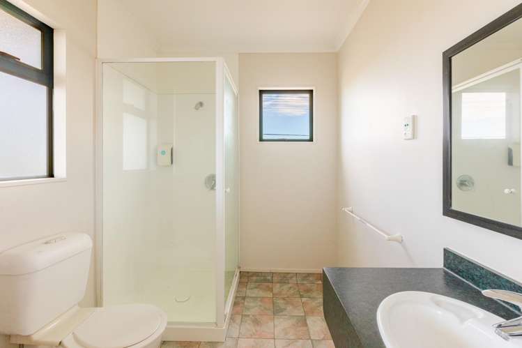 50 Meeanee Quay Westshore_6