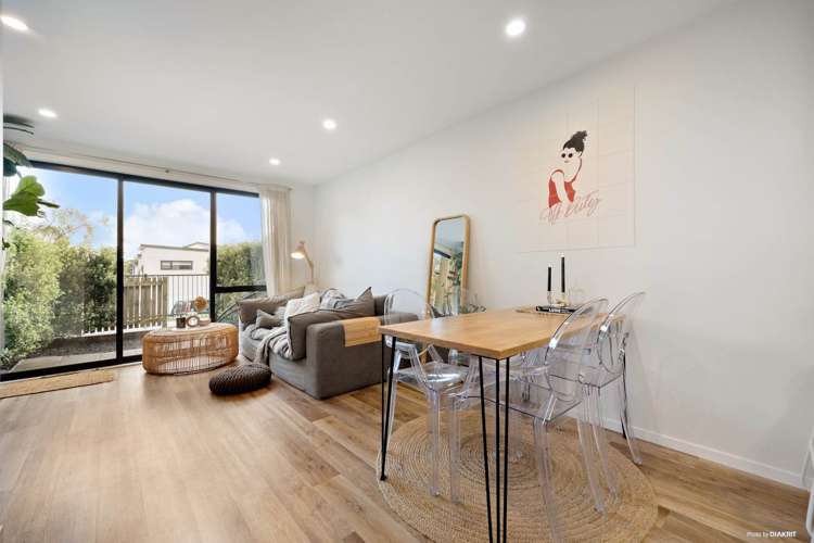 4 Tokai Place Glen Eden_7