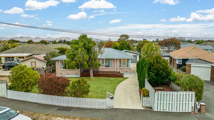 4 Vivian Street Burwood_19