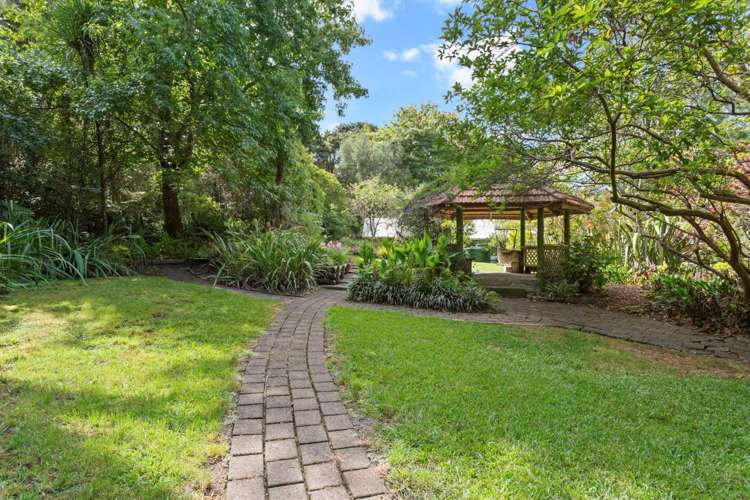 1157 Old North Road Helensville_13