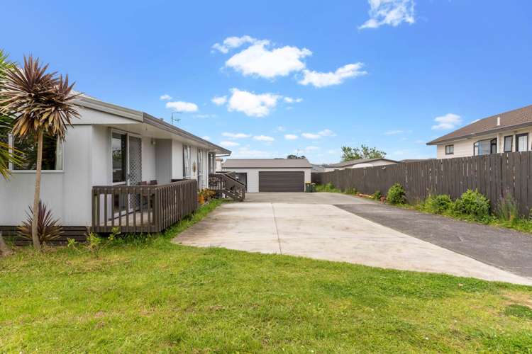 6 Bill Phillip Place Clendon Park_5