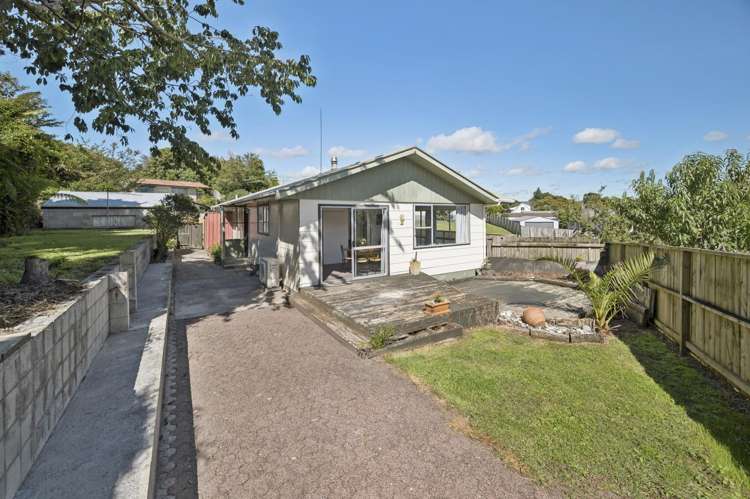 6 Taha Place Ngongotaha_12