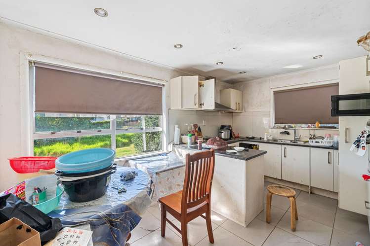 270 Massey Road Mangere East_6