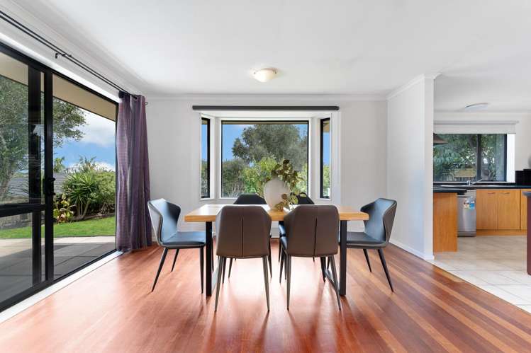 6 Pitoitoi Avenue Greenhithe_10