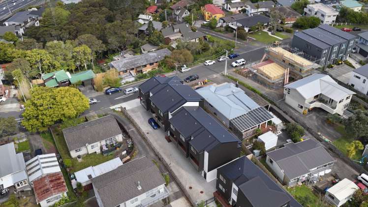 5c & 5e Glendhu Road Bayview_1