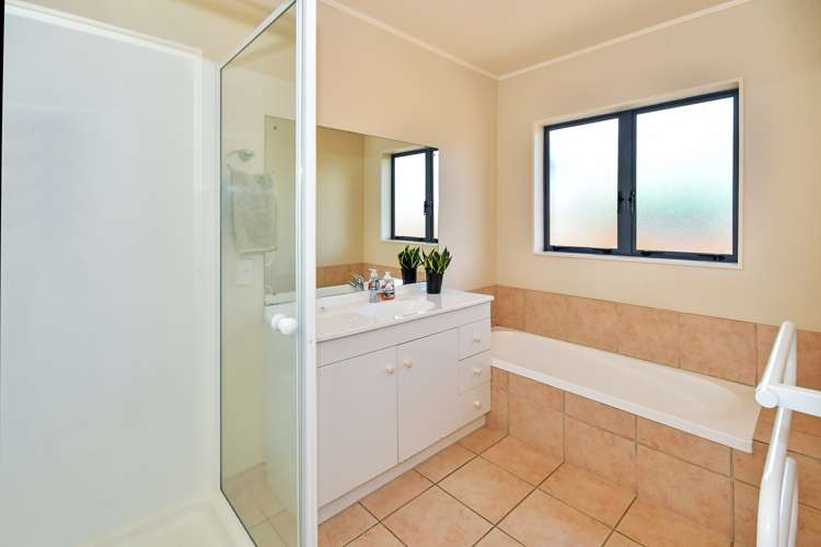 27 Cottesmore Place Huntington Park_10