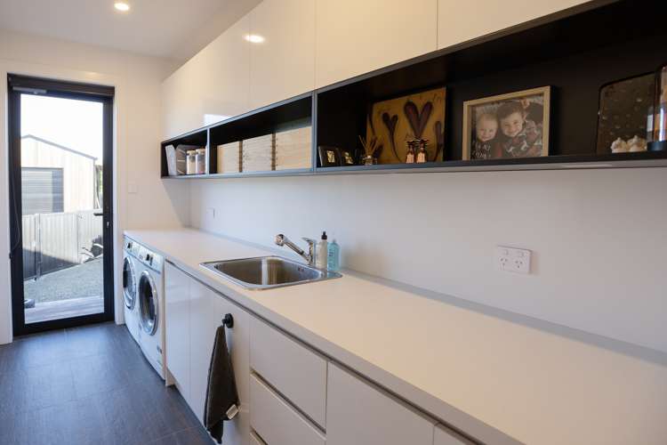 19 Longwood Drive Winton_18