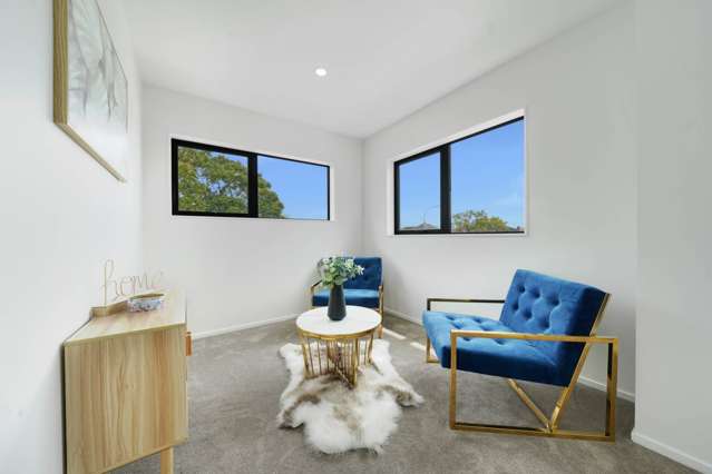 2/14 Friesian Drive Mangere_4