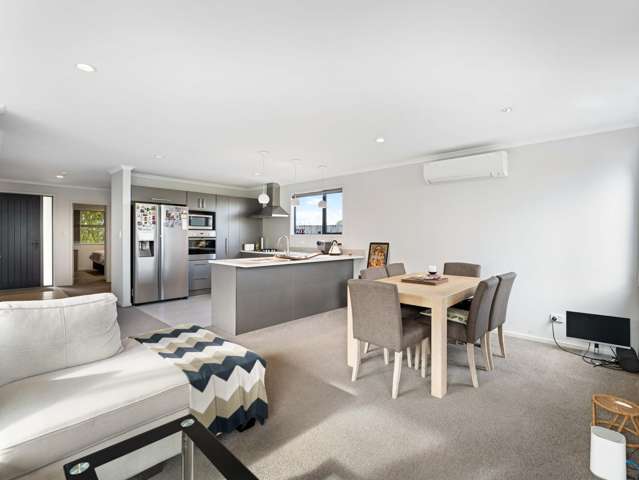 13 Kaki Lane Takanini_3