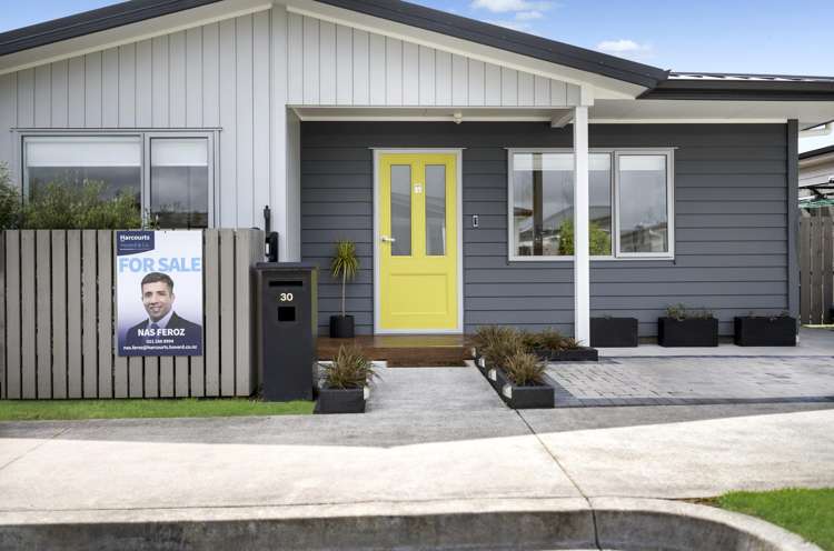 30 Whareatua Avenue Takanini_23