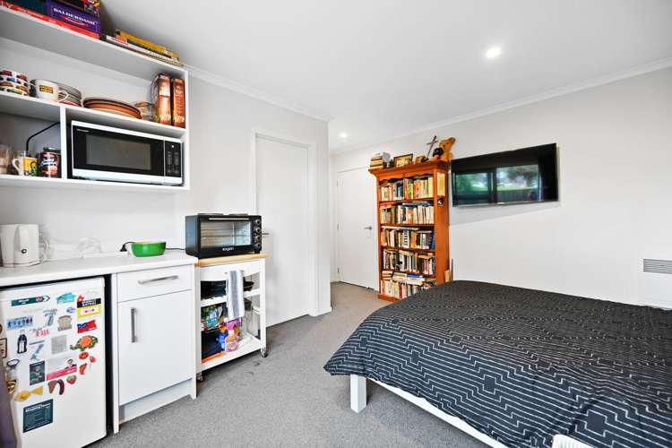 2/5 Teddy Street Whitiora_12