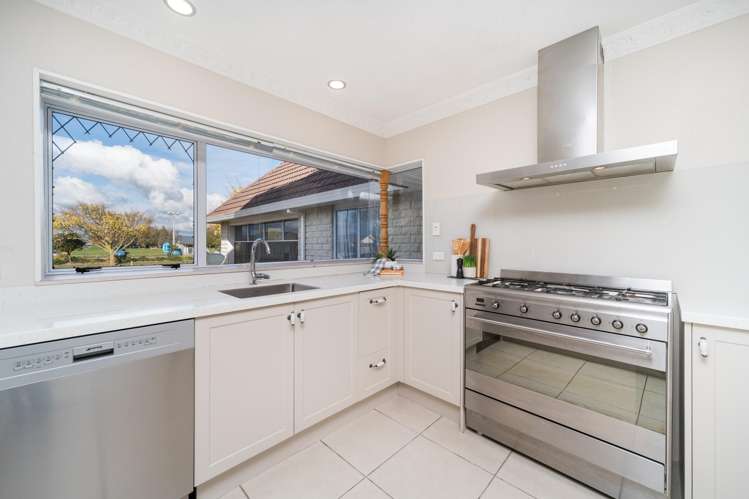 126 John F Kennedy Drive Milson_6