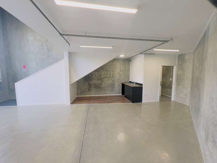 11/12 Mohuia Crescent Elsdon_7