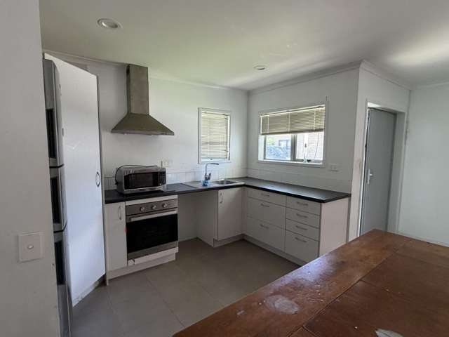 7 Whau Crescent Avondale_3