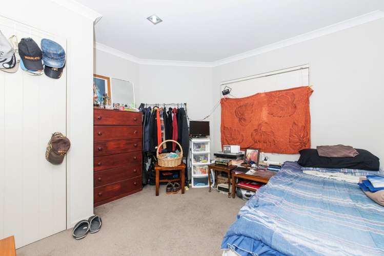 80 Seabrook Avenue New Lynn_10