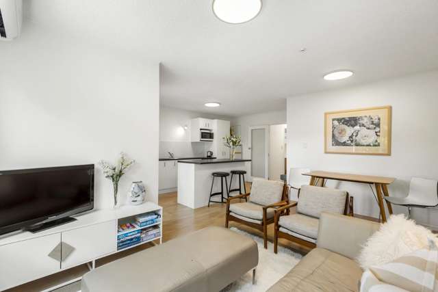 4/83 Lake Road Devonport_4