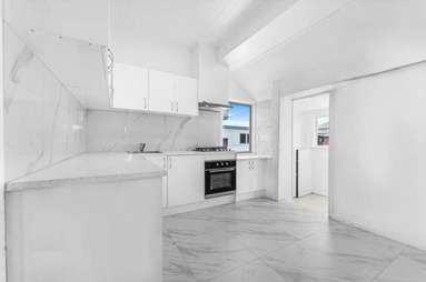 1342 Dominion Road_3