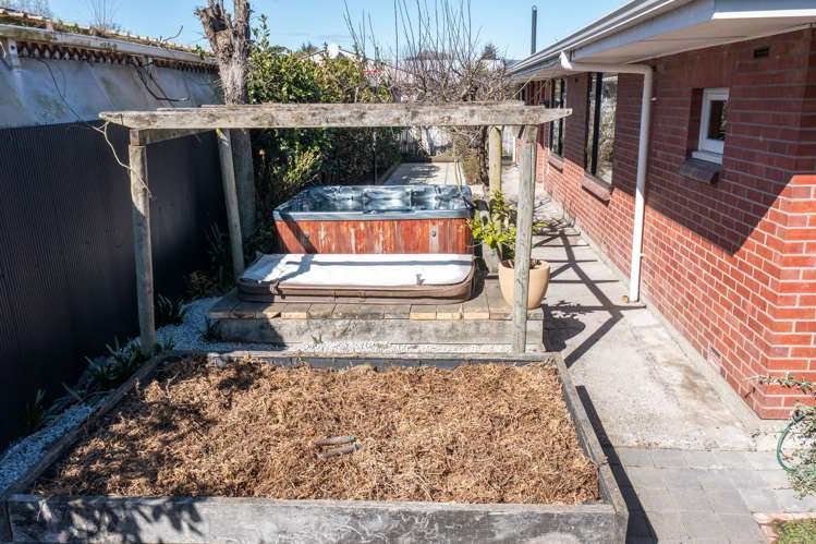 23 Renwick Place Hillmorton_32