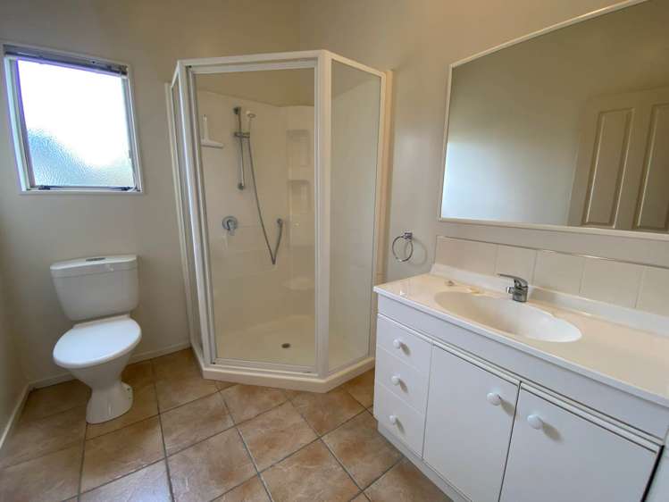 51 Palmgreen Court Stanmore Bay_6