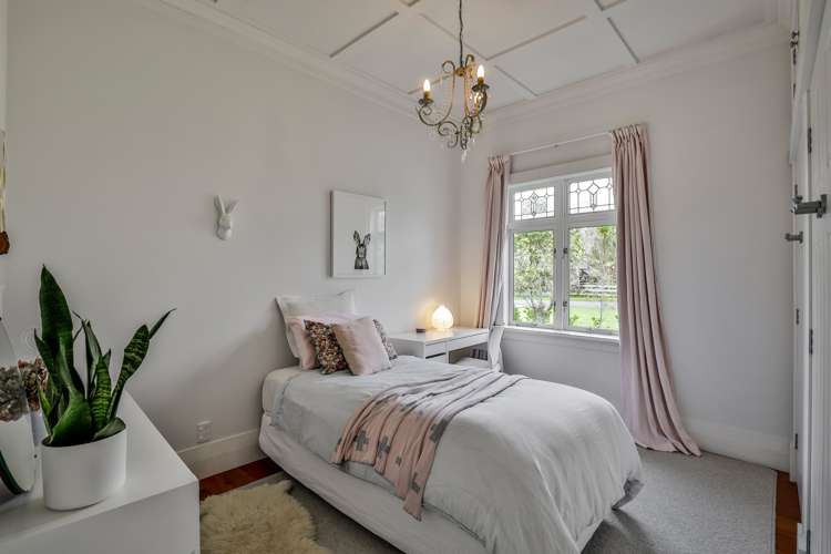 14 Landing Road Titirangi_16