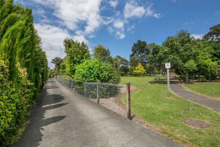 50e Godley Road Green Bay_14