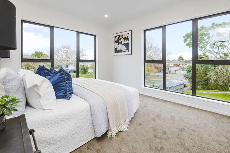 2/6 Portadown Avenue Pakuranga Heights_10