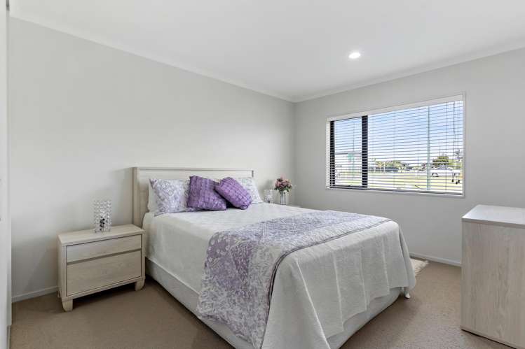 1 Creda Road Wattle Downs_9