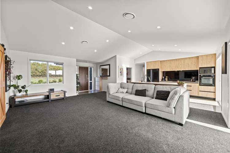 985 Parewanui Road_3