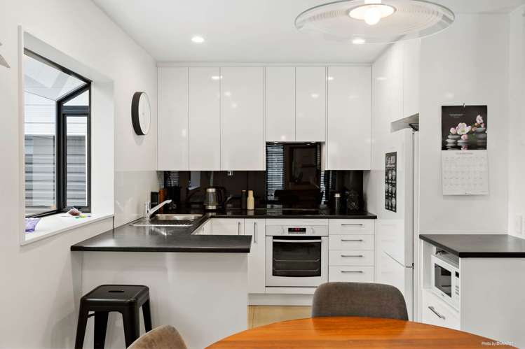 19 Atkinson Road Titirangi_4
