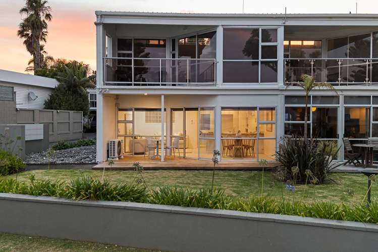 5A The Esplanade Eastern Beach_11