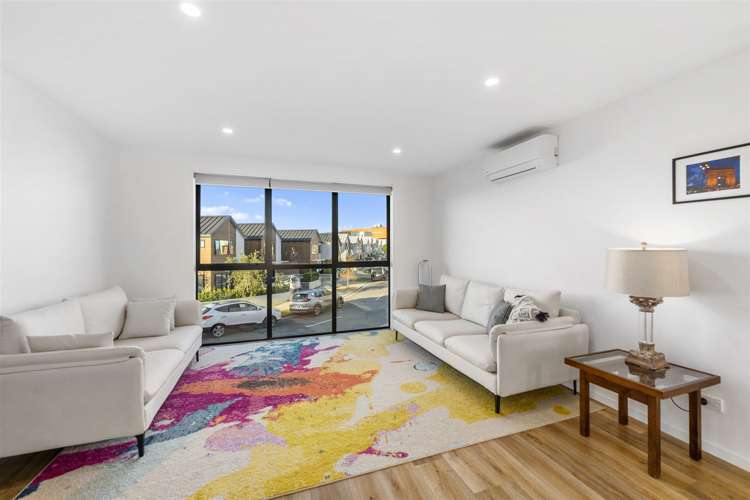 42 Seafarer Crescent Stanmore Bay_11