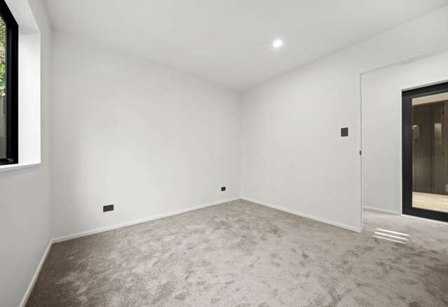 3/2 Dianthus Place Browns Bay_4