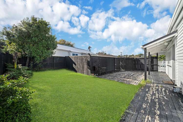 5/30 Makora Road Massey_24