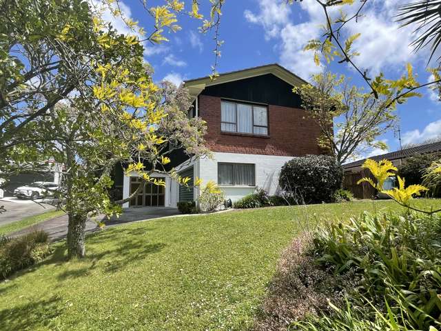 3 Everingham Place Sunnyhills_1