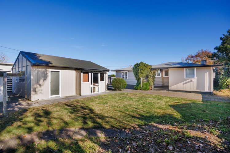 8 Norwich Place Awapuni_3