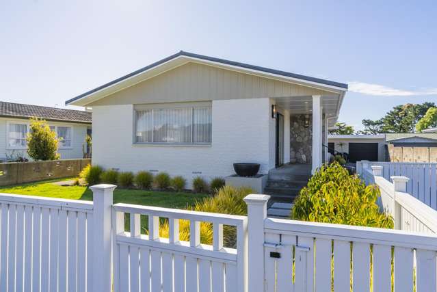 77 Gray Avenue Paraparaumu Beach_3