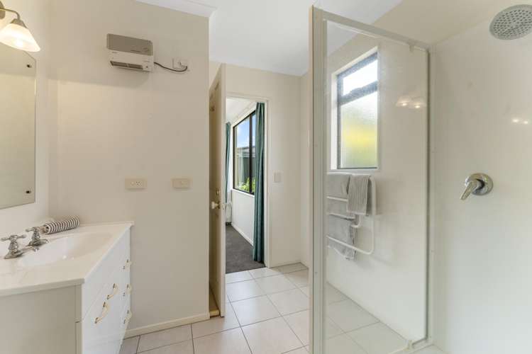 2/54 Hawai Street Two Mile Bay_21