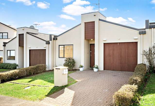 Spacious 2 Bedroom Townhouse