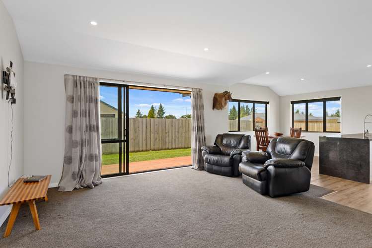 11 Princes Street Waikari_6