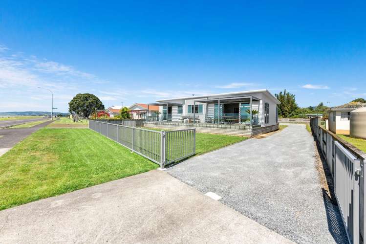 989 East Coast Road Kaiaua_32