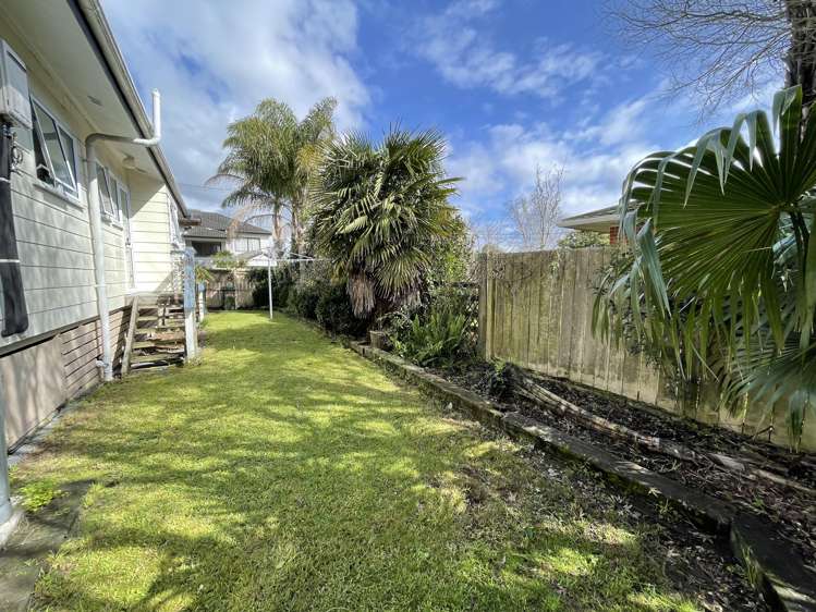 1/25a Clark Road Pahurehure_14