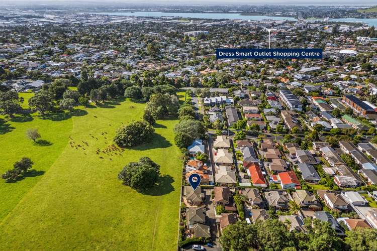 63 Raurenga Avenue Royal Oak_3